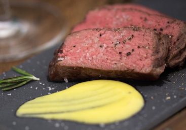 Rindsfiletmedaillons mit Sauce Bernaise