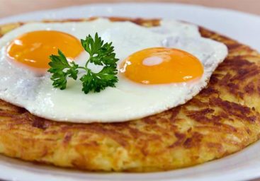 Rösti mit Spiegeleier